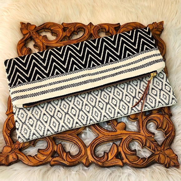 NWOT ANTHROPOLOGIE TRIBE ALIVE TEXTILE FOLDOVER CLUTCH - Picture 9 of 9